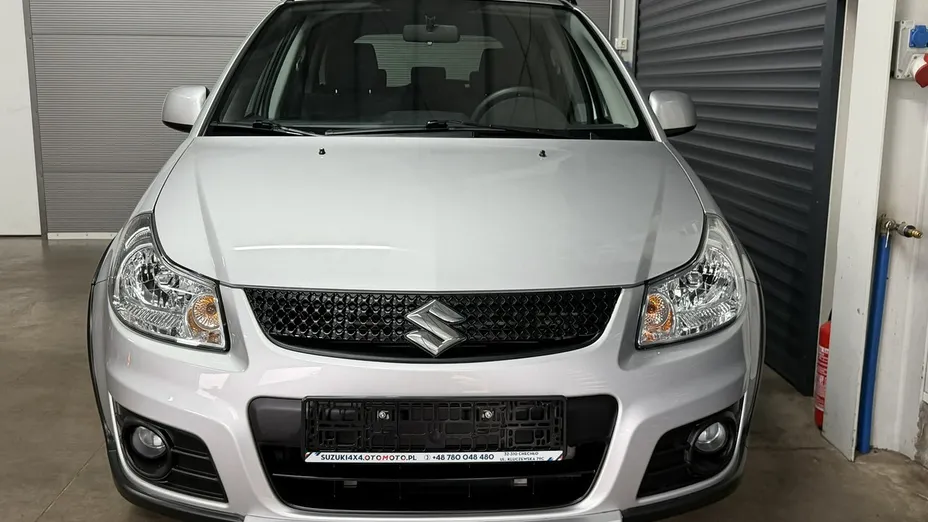 SUZUKI SX4 -