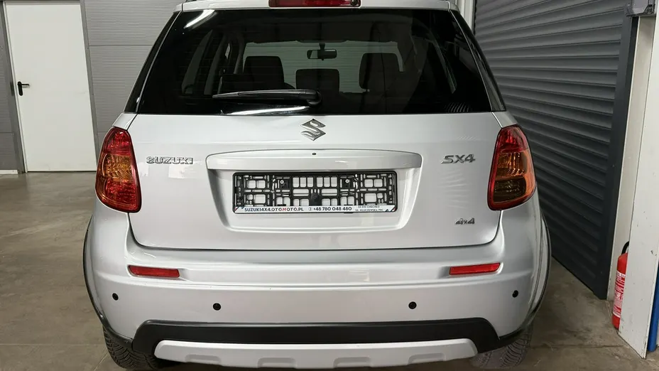 SUZUKI SX4 -