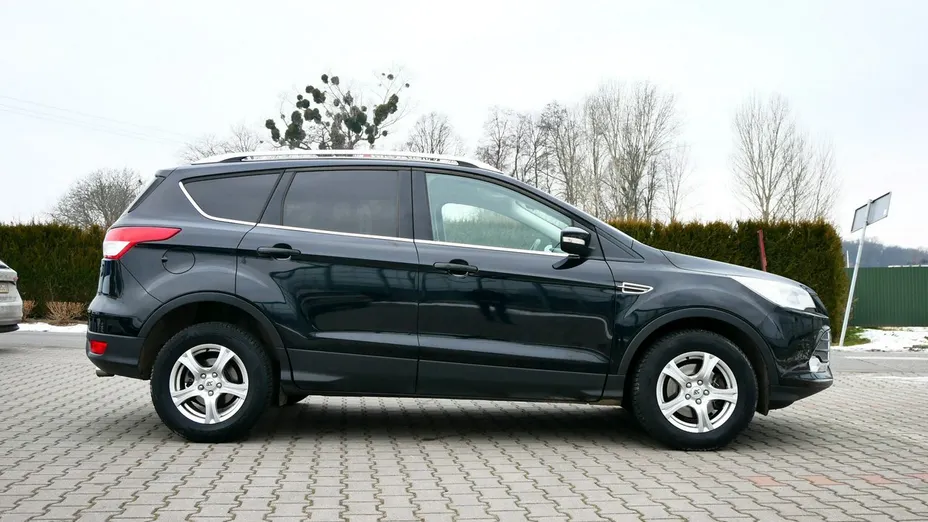 FORD Kuga -