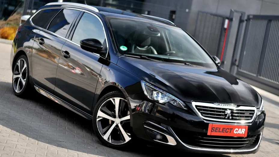 PEUGEOT 308 -