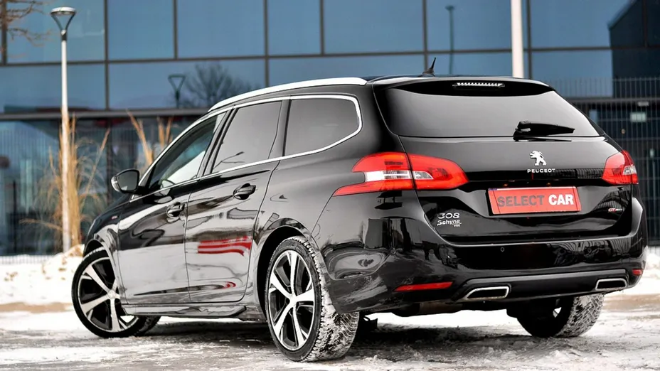 PEUGEOT 308 -