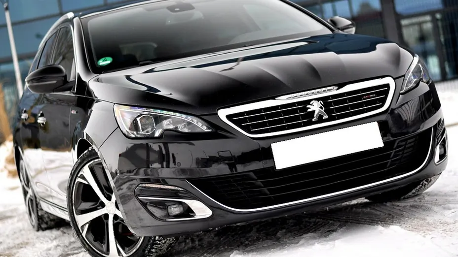 PEUGEOT 308 -