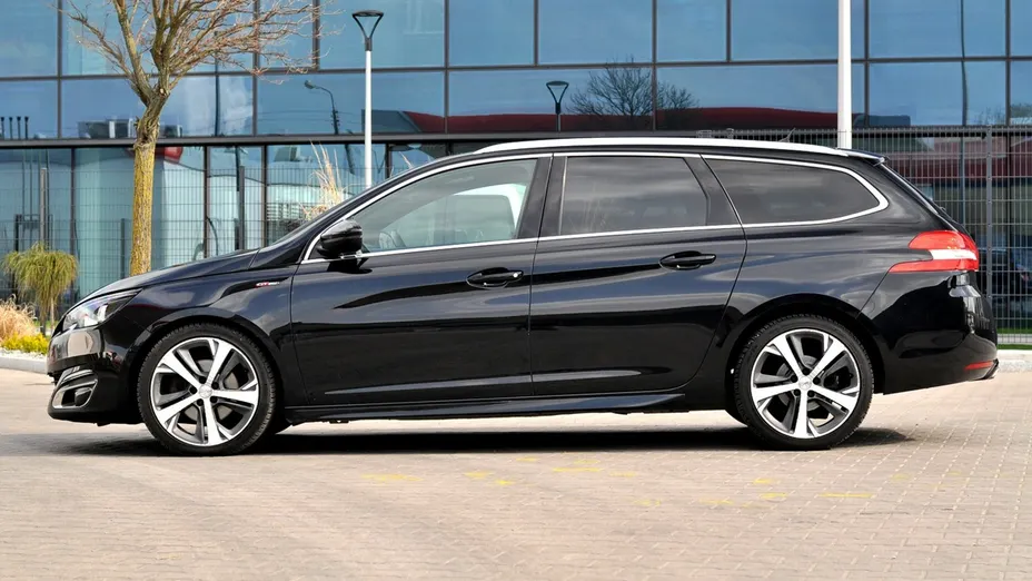 PEUGEOT 308 -
