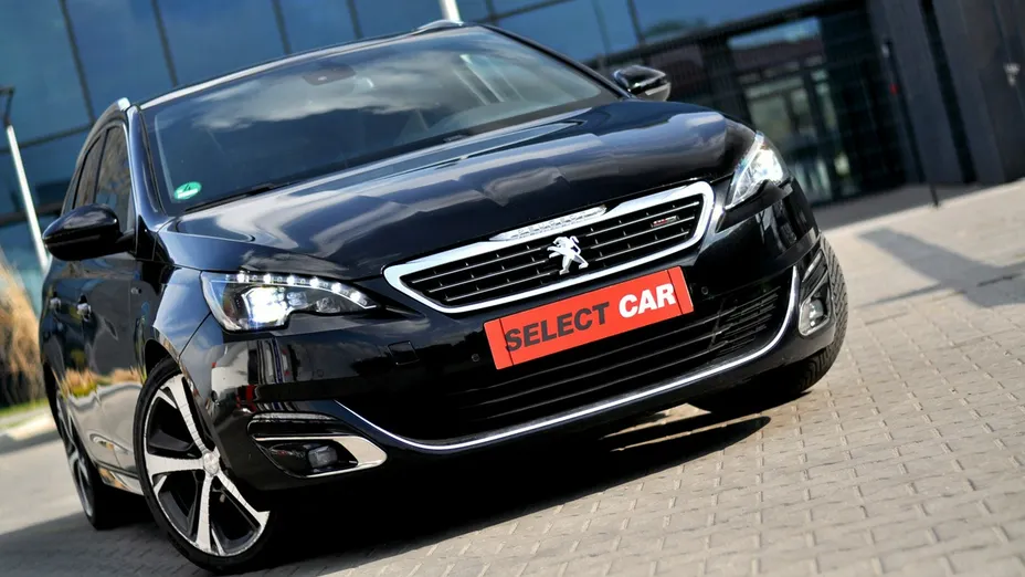 PEUGEOT 308 -