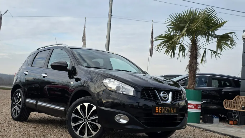 NISSAN Qashqai -
