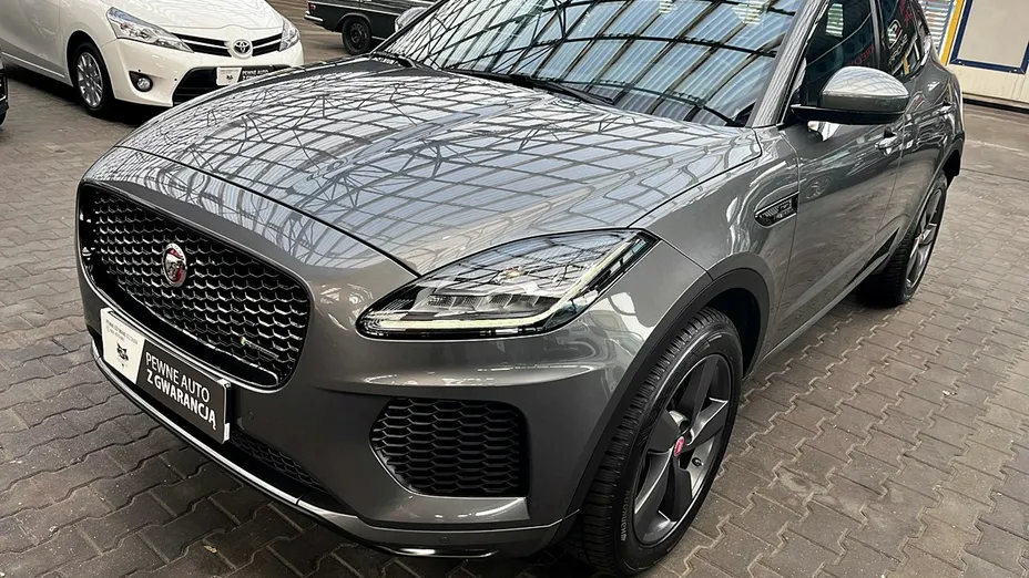 JAGUAR E-Pace -