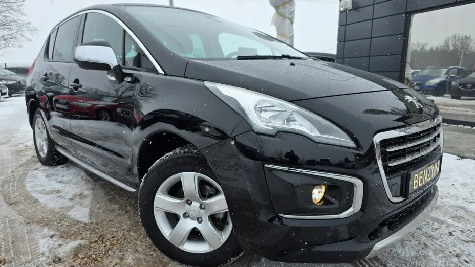 PEUGEOT 3008 -