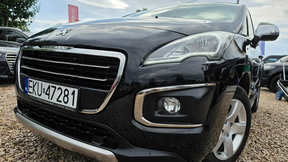 PEUGEOT 3008 -