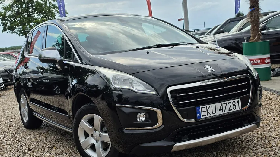 PEUGEOT 3008 -