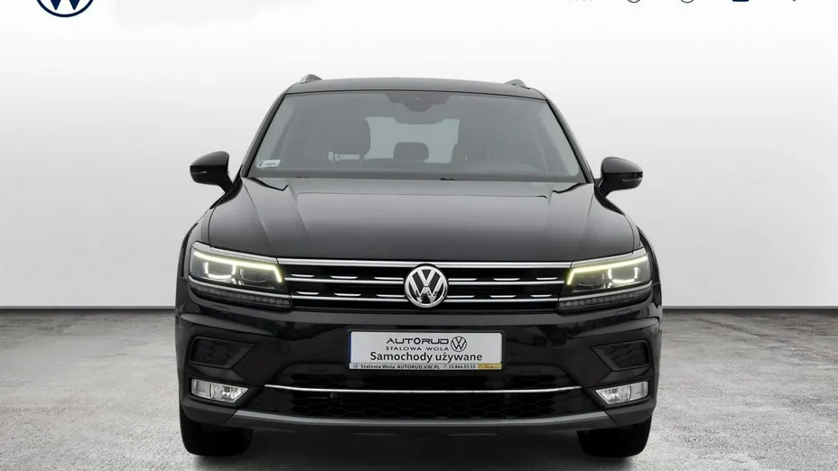 VOLKSWAGEN Tiguan -