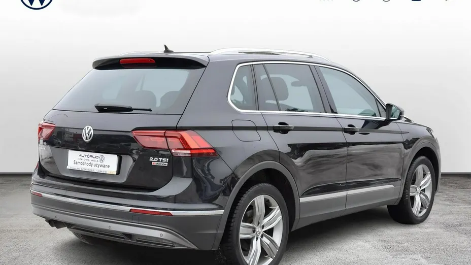 VOLKSWAGEN Tiguan -