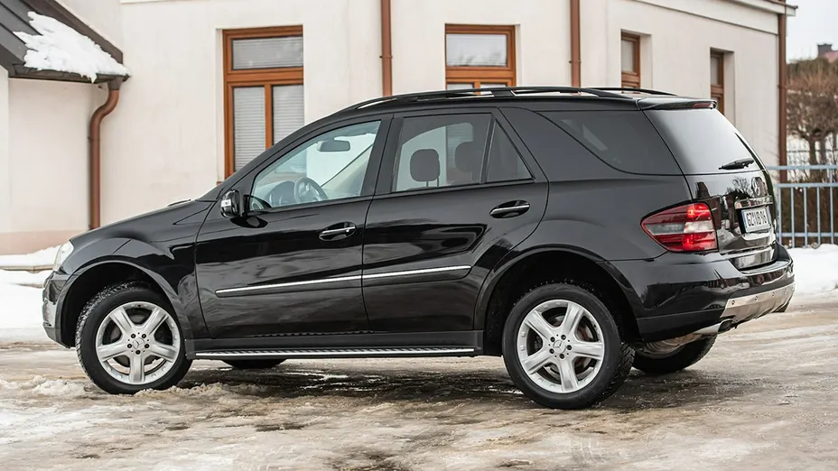 MERCEDES-BENZ ML -