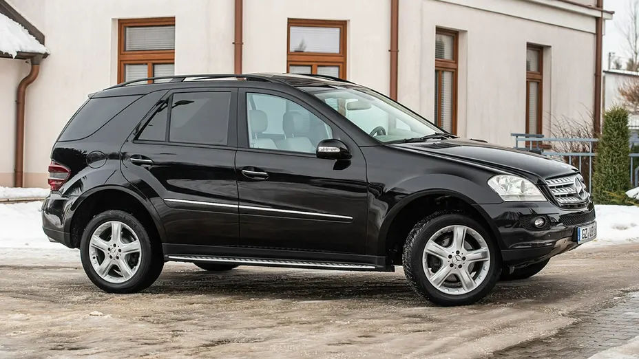 MERCEDES-BENZ ML -