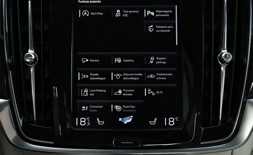 VOLVO S90 -