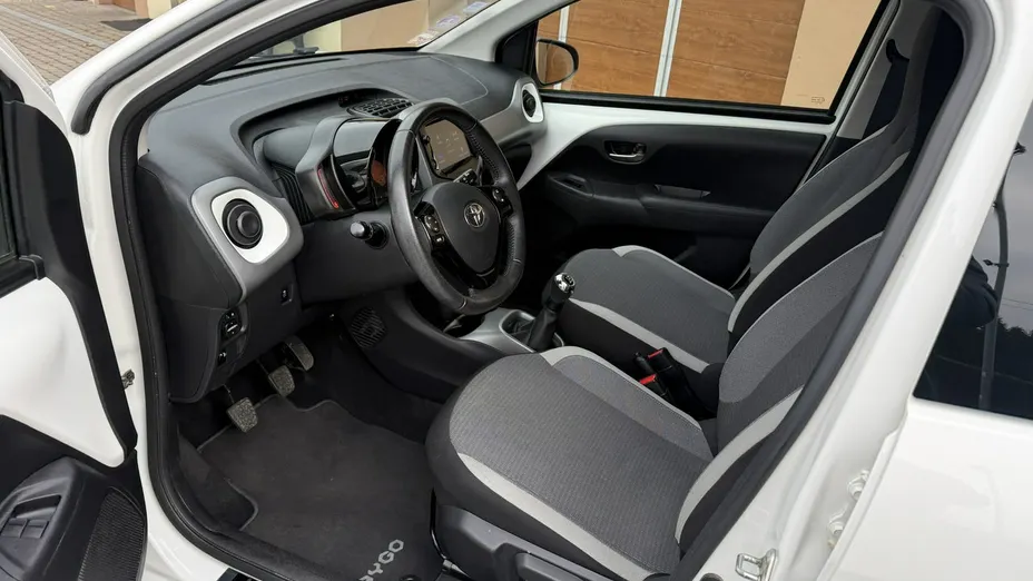 TOYOTA Aygo -