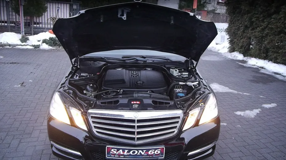 MERCEDES-BENZ E Klasa -