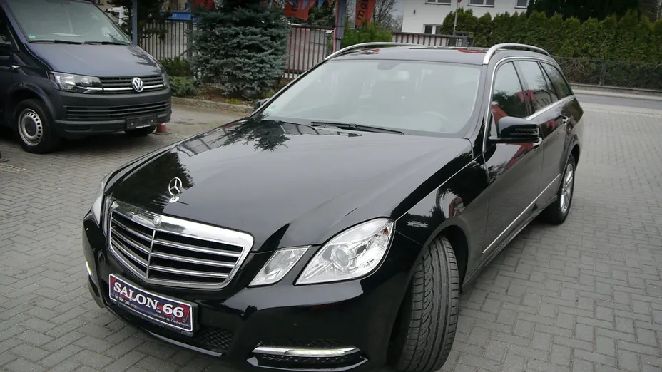 MERCEDES-BENZ E Klasa -