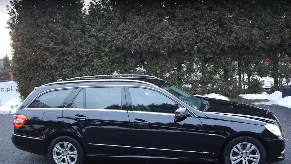 MERCEDES-BENZ E Klasa -