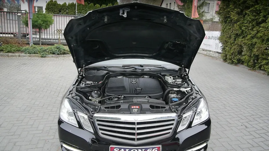 MERCEDES-BENZ E Klasa -