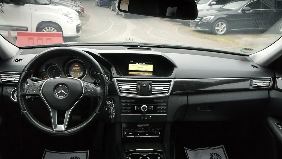 MERCEDES-BENZ E Klasa -
