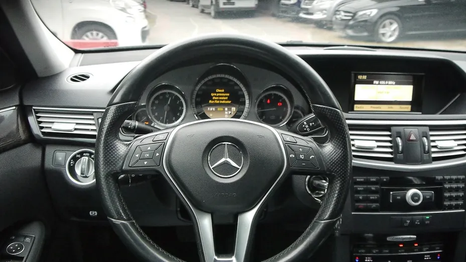MERCEDES-BENZ E Klasa -
