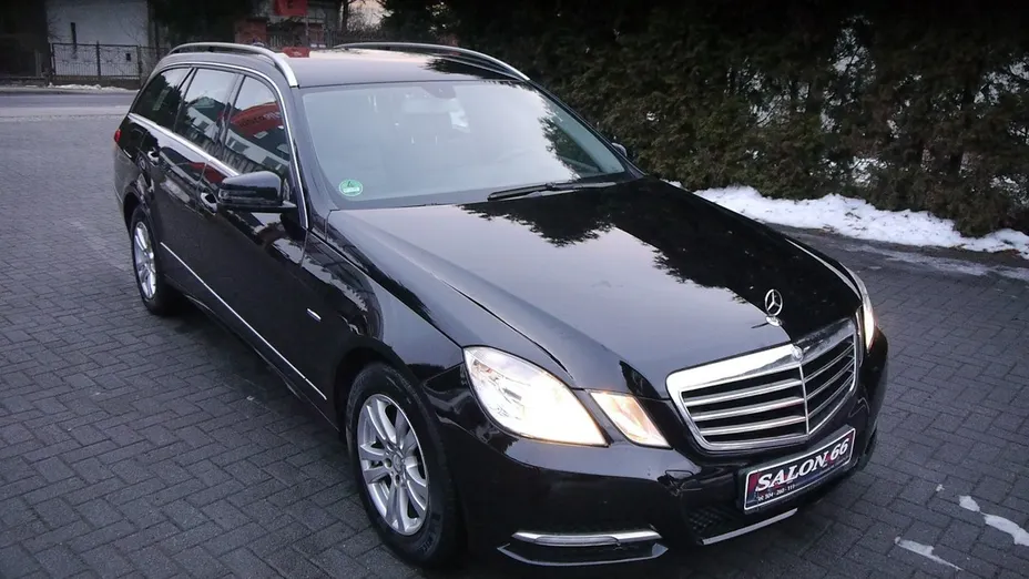 MERCEDES-BENZ E Klasa -