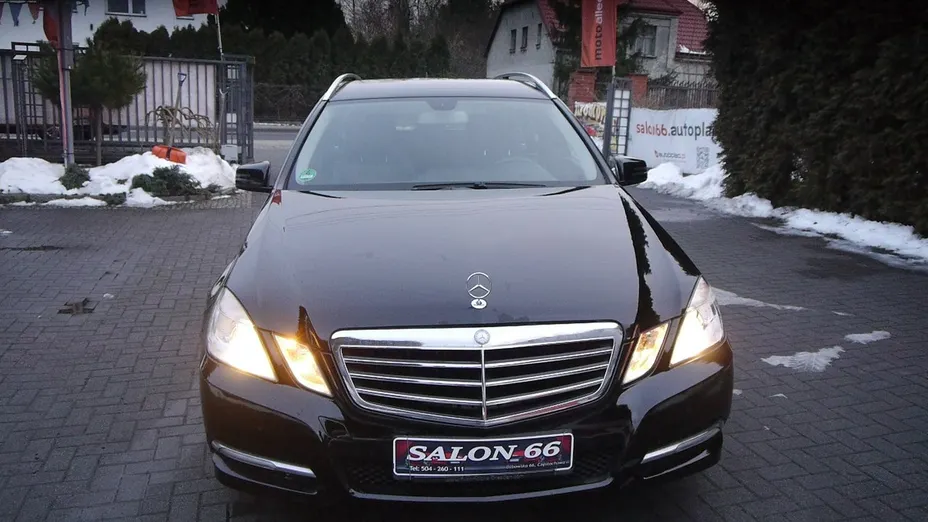 MERCEDES-BENZ E Klasa -