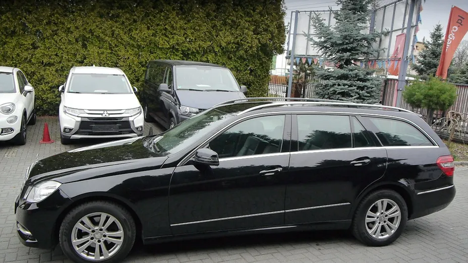 MERCEDES-BENZ E Klasa -