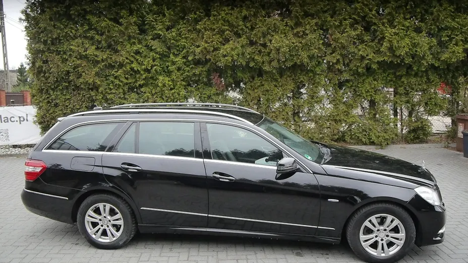 MERCEDES-BENZ E Klasa -