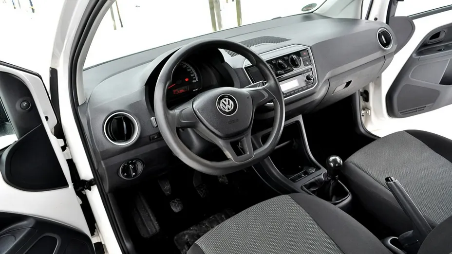 VOLKSWAGEN up! -