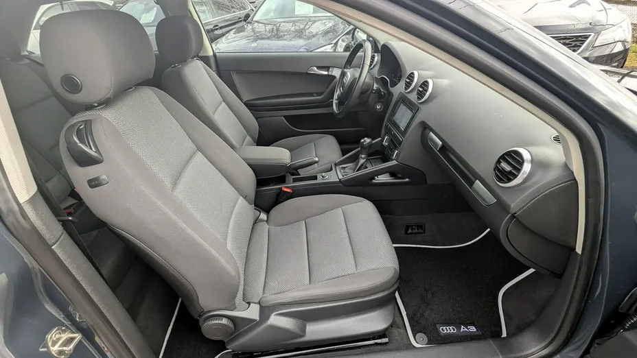 AUDI A3 -