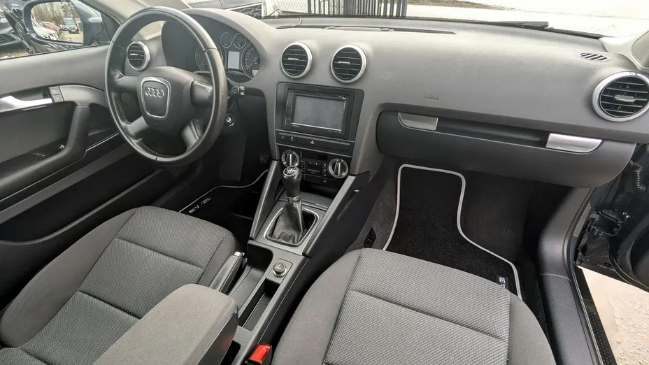 AUDI A3 -