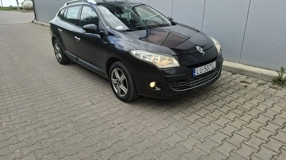 RENAULT Megane -