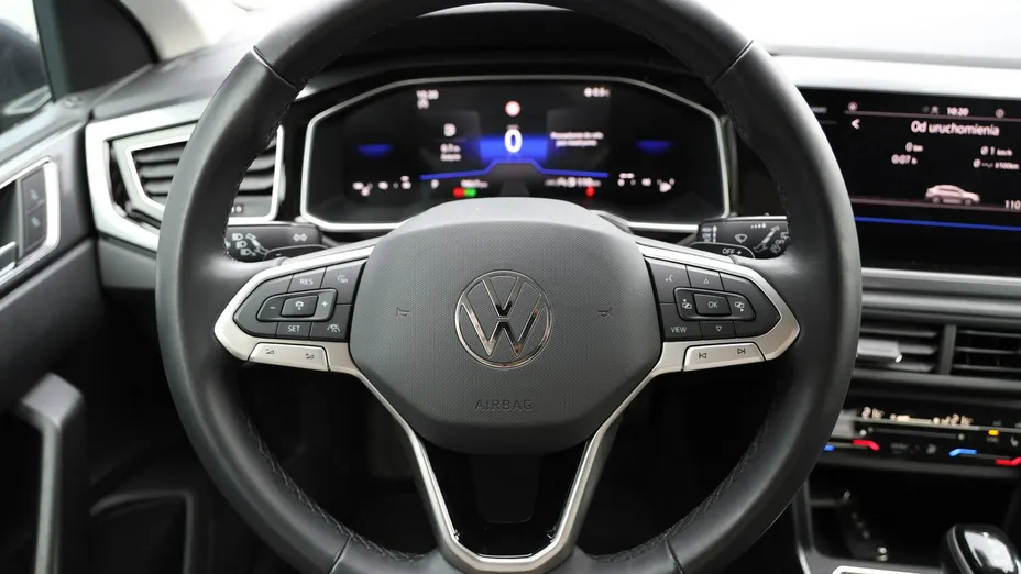 VOLKSWAGEN Taigo -