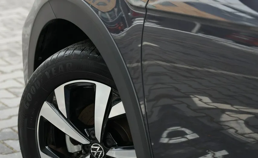 VOLKSWAGEN Taigo -