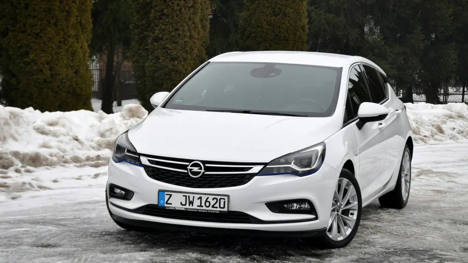 OPEL Astra -