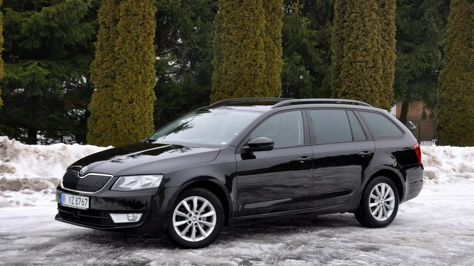SKODA Octavia -