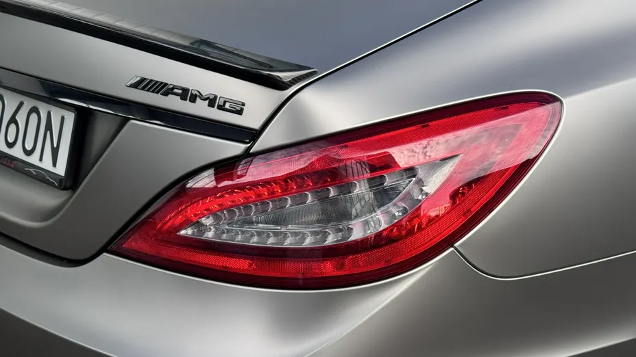 MERCEDES-BENZ CLS -