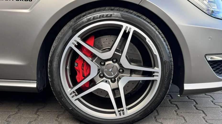 MERCEDES-BENZ CLS -
