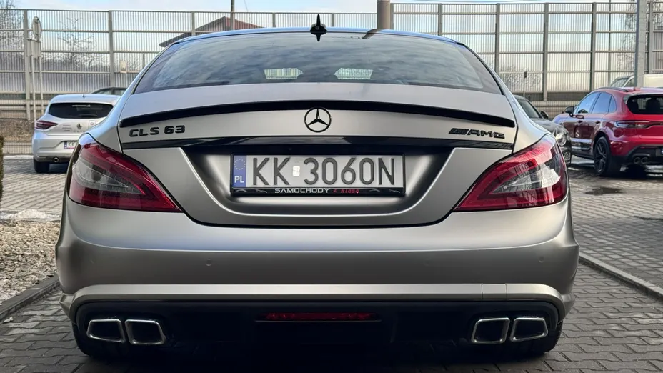 MERCEDES-BENZ CLS -
