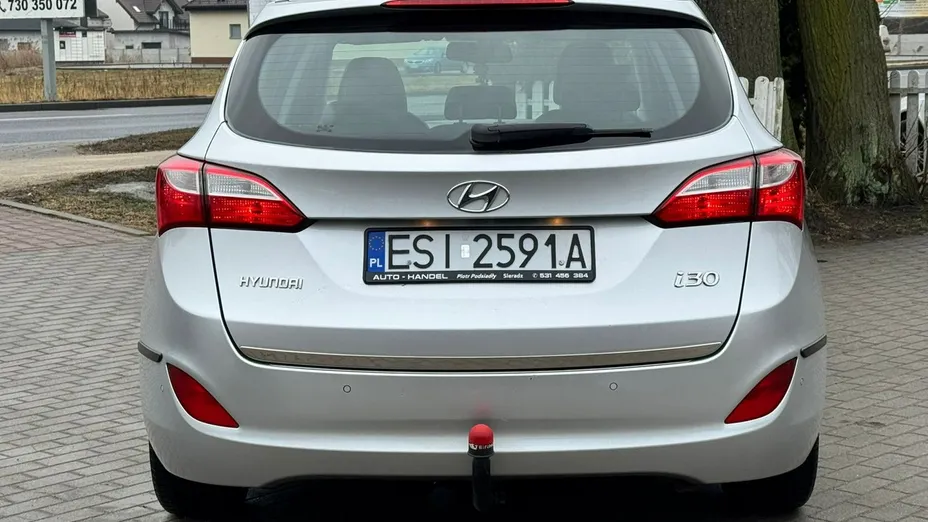 HYUNDAI i30 -