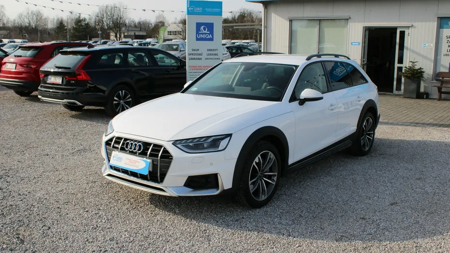 AUDI A4 -
