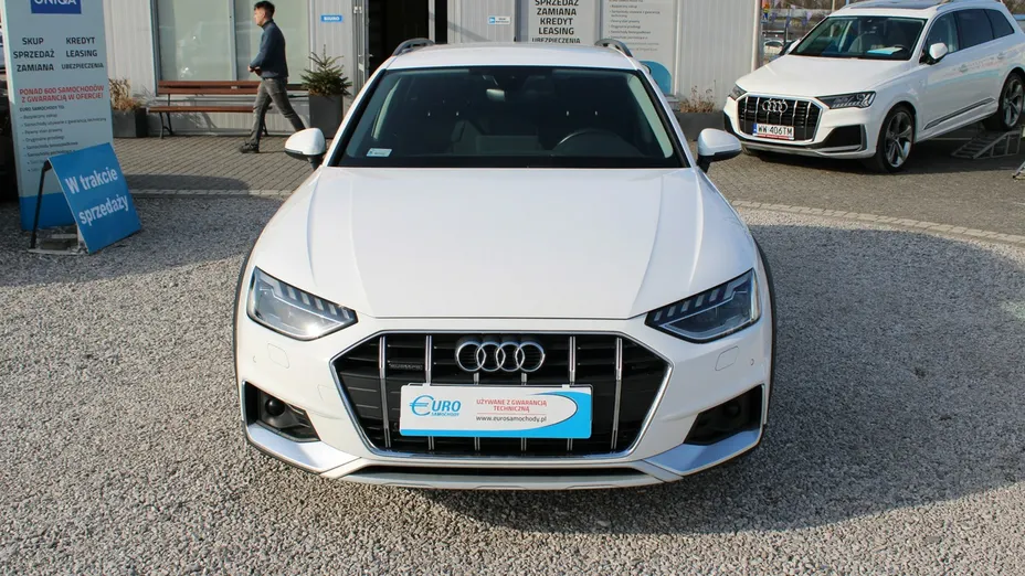 AUDI A4 -