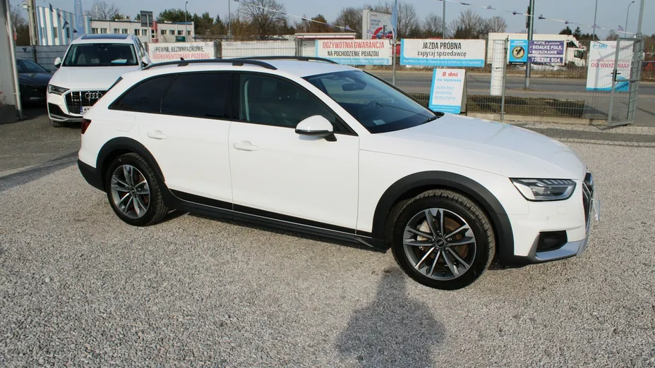 AUDI A4 -