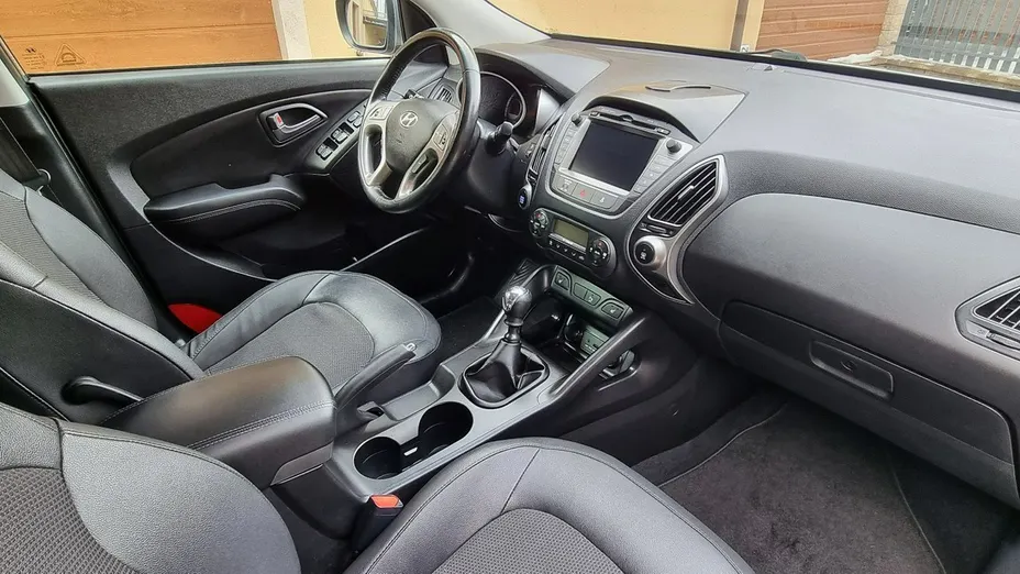 HYUNDAI ix35 -