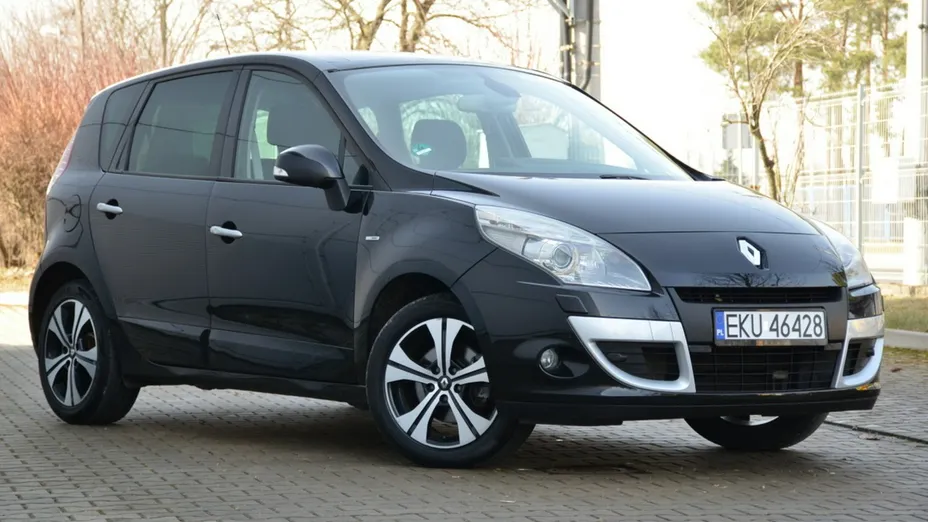 RENAULT Scenic -