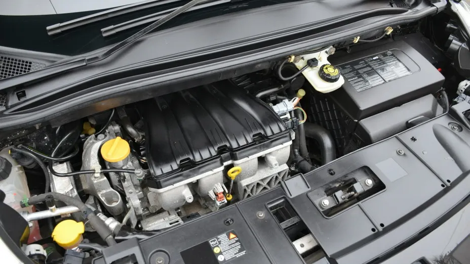 RENAULT Scenic -