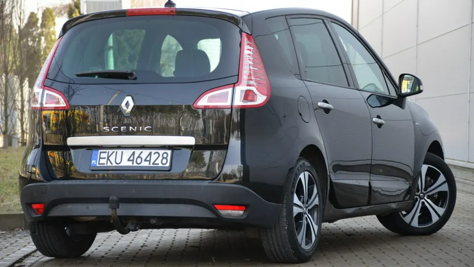RENAULT Scenic -