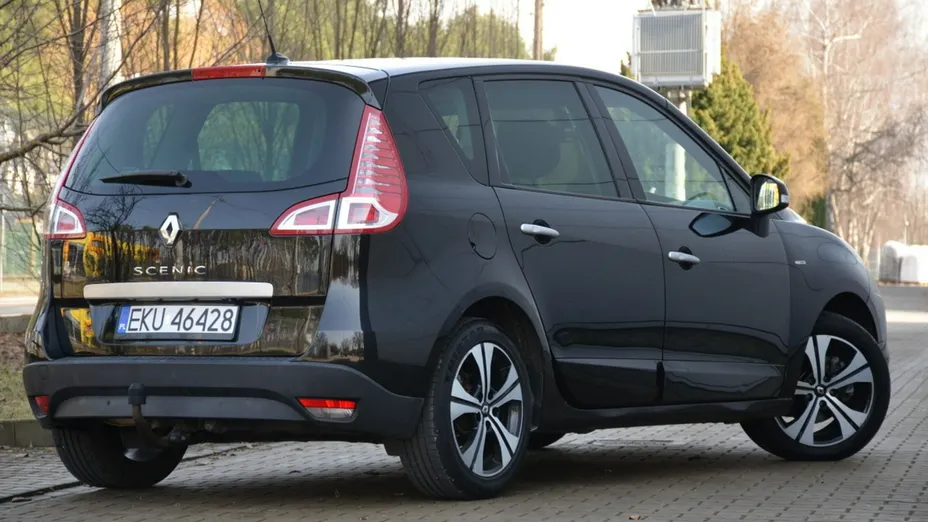 RENAULT Scenic -