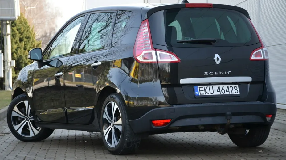 RENAULT Scenic -
